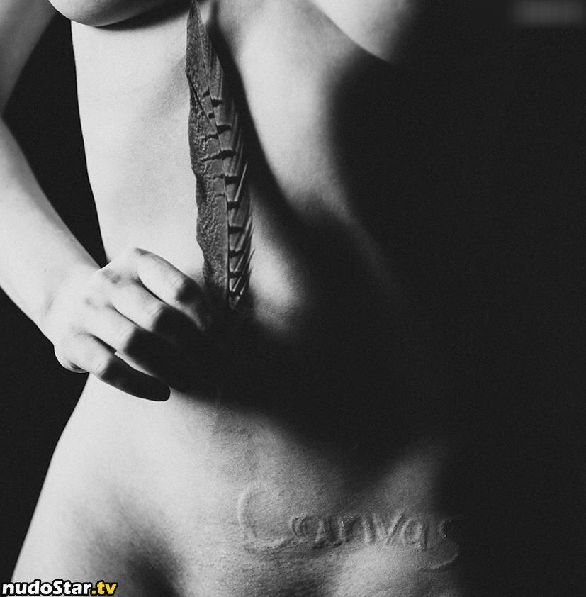 thinloth Nahá OnlyFans Uniknutá Fotka #52